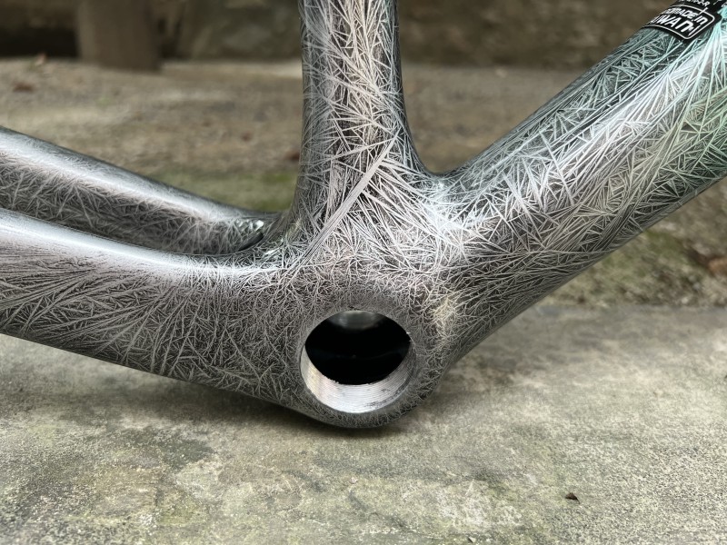 Specialized carbon frame cracks outlet